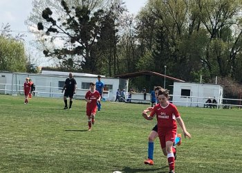 Foto č. 5 - U 12 a U 13 OFS Vsetín sehrály další meziokresní turnaj talentové mládeže ve Starém Městě