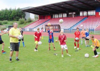Foto č. 2 - Letní fotbalový kemp OFS Vsetín ve Valašském Meziříčí