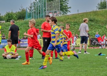 Foto č. 1 - Dva týmy Valmezu, Prostřední Bečva a Hrachovec na Adip Cupu 2022