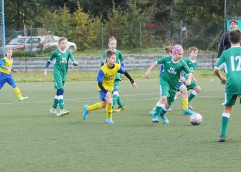 Foto č. 2 - U 12 čtvrtá, U 13 druhá na meziokresním turnaji v Rožnově pod Radhoštěm