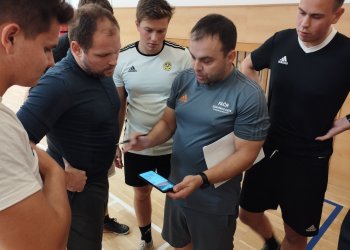 Foto č. 3 - Vzdělávací seminář pro vybrané rozhodčí KFS Zlín s našimi valašskými zástupci