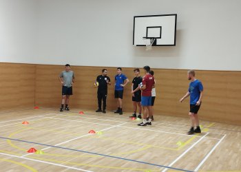 Foto č. 5 - Vzdělávací seminář pro vybrané rozhodčí KFS Zlín s našimi valašskými zástupci