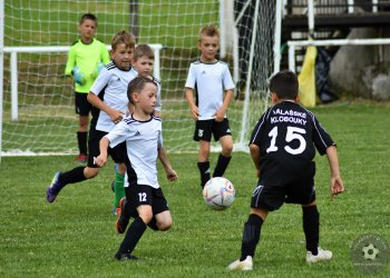 Foto č. 2 - Druhý návrat k vydařenému turnaji mladších a starších přípravek v Lačnově