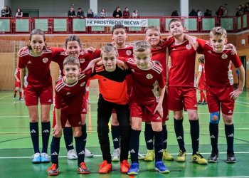 Foto č. 2 - U11 Valmezu 2013 na Horní Bečvě znovu bronzová. Zlato pro 2013 v Novém Hrozenkově
