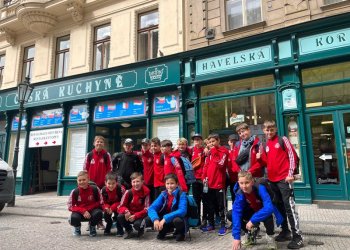 Foto č. 2 - Skvělý výlet meziříčské U12 do hlavního města