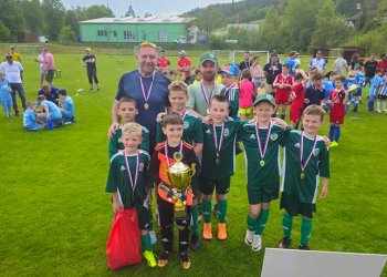 Foto č. 3 - Mladší přípravka našeho partnerského klubu z VKK přeborníkem okresu!