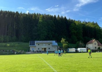 Foto č. 2 - Dorost našeho partnerského klubu z Lidečka v SD s Horní Lidčí si zahraje finále okresního poháru