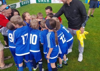Foto č. 4 - Uplynulý týden meziříčské mládeže - 29. května. U19 a U17 nedaly Kroměříži šanci
