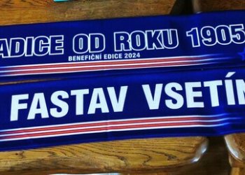Foto č. 1 - Vsetín bude v sobotu proti Novému Jičínu prodávat nové šály
