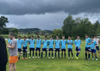 Foto č. 1 - Jeden zápas o dvě trofeje. Jedna nevyšla SD dorostu Lidečko/Horní Lideč po penaltách, druhá je na dosah