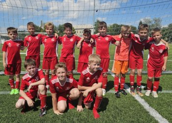 Foto č. 3 - Uplynulý týden meziříčské mládeže - 12. června. Záchráněny žákovské divize a ligy