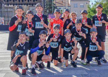 Foto č. 2 - Meziříčský fotbalový ročník 2013 ovládl DEZA ValMez Run 2024