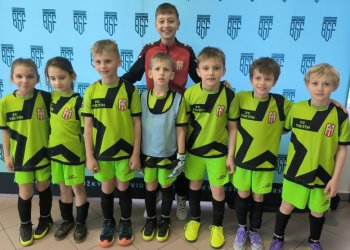 Foto č. 1 - Víkendové zápasy vsetínské U8 – přátelské utkání ve Valašském Meziříčí a turnaj ve Velké Bystřici