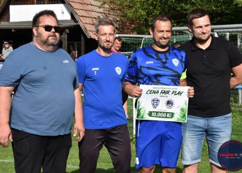 Foto č. 1 - FAIR PLAY POKRAČUJE. NEJSLUŠNĚJŠÍ TÝM ZNOVU ZÍSKÁ 10 TISÍC. První je SD Bečev