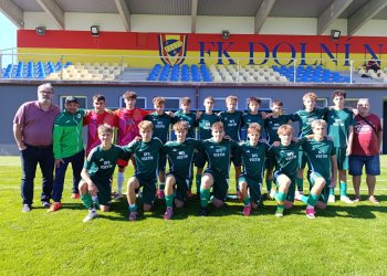Foto č. 1 - Výběr OFS Vsetín U17 vybojoval na Memoriálu Josefa Šurala cenné třetí místo