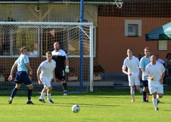 Foto č. 38 - Kateřinice - Lhota u Vsetína a oslavy prvního místa v 1. B třídě