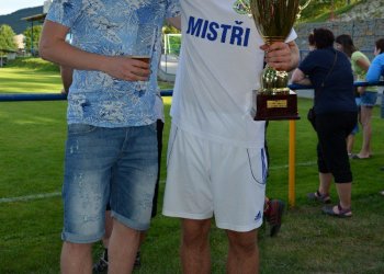 Foto č. 106 - Kateřinice - Lhota u Vsetína a oslavy prvního místa v 1. B třídě