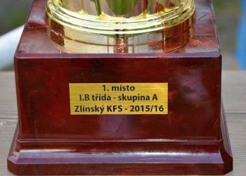 Foto č. 108 - Kateřinice - Lhota u Vsetína a oslavy prvního místa v 1. B třídě